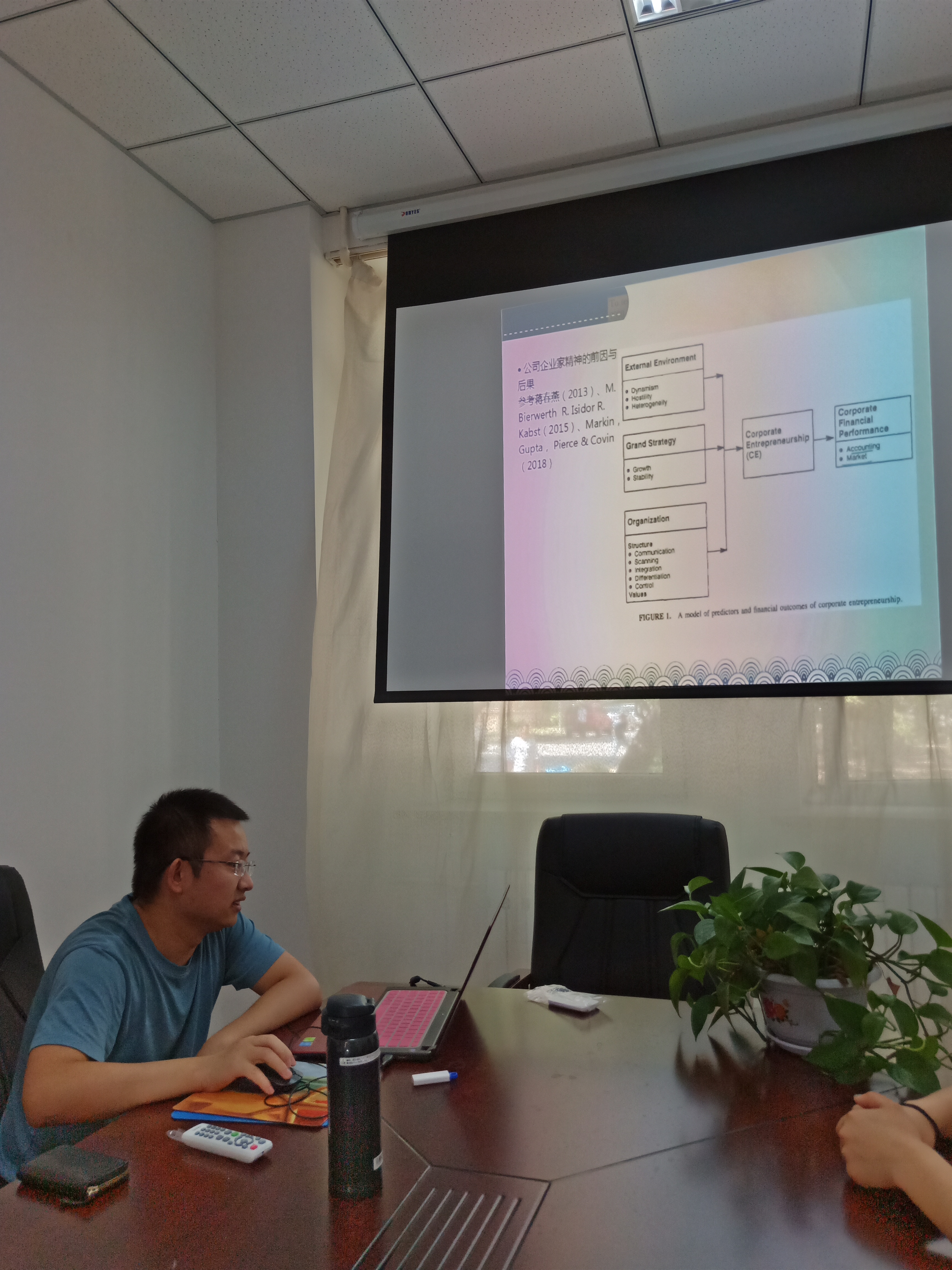 微信图片_20190614143529.jpg 微信图片_20190614143529.jpg